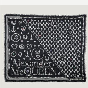 Alexander McQueen Black and White Skull Pattern Scarf